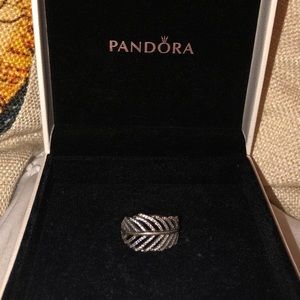 Pandora Light as a Feather Ring